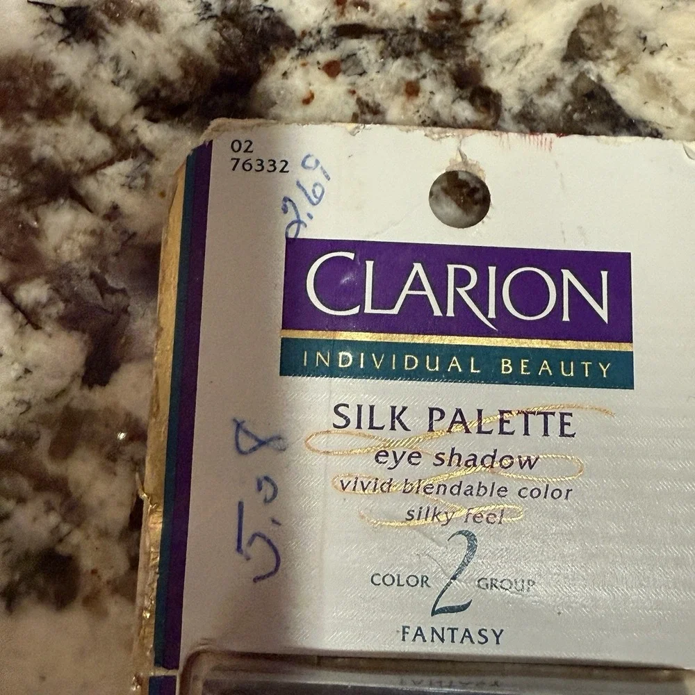 Clarion Eyeshadow VTG Silk Palette Eyeshadows Fantasy 02 Ultra‎ Pure NEW NOS